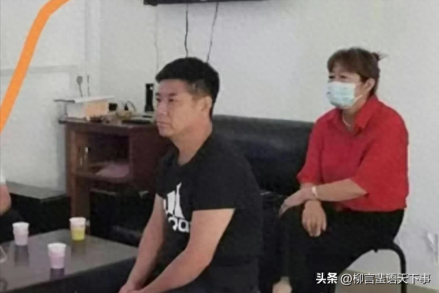 潍坊妇女主任正面照被曝光，皮肤光滑，风韵犹存，眼睛会勾人