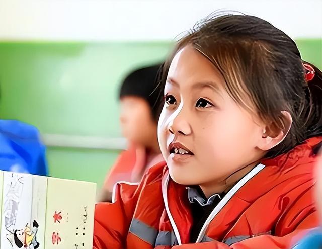 没钱还硬装？宁夏一笑成名拒绝百万签约的小女孩，现在成了这样