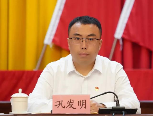广西防城港防城区委书记、区长调整