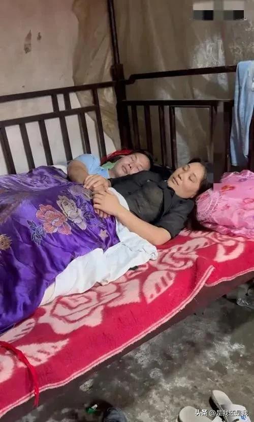 广西：媳妇智力差？老公小儿麻痹症？同房靠老母搭手！生四个胖娃