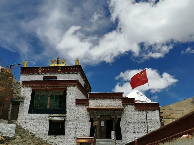 神山西壁的孤勇者！悬崖曲古寺徒步全攻略