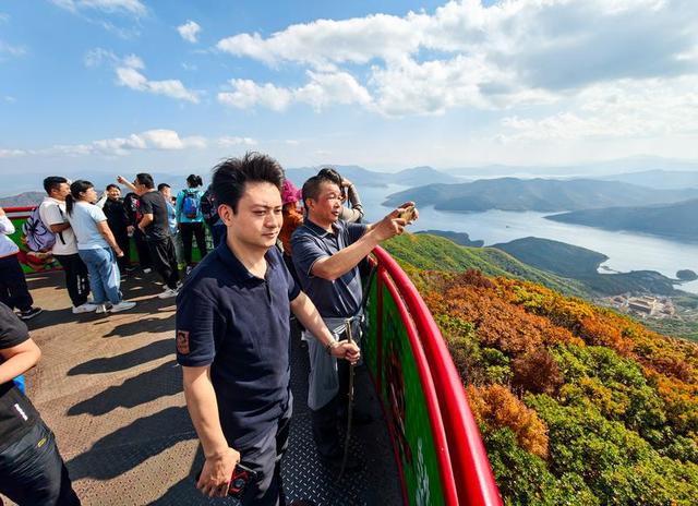登吉林朱雀山，秋日美景尽收眼底！