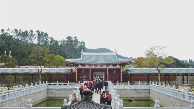 福建三座宝藏城市，厦门泉州莆田连成一线，带你领略海边城市风光
