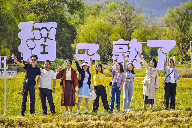 黟县秋日藏诗意！治愈所有疲惫~ | 超级皖黄山市争霸赛等你来战 | 皖美秋日