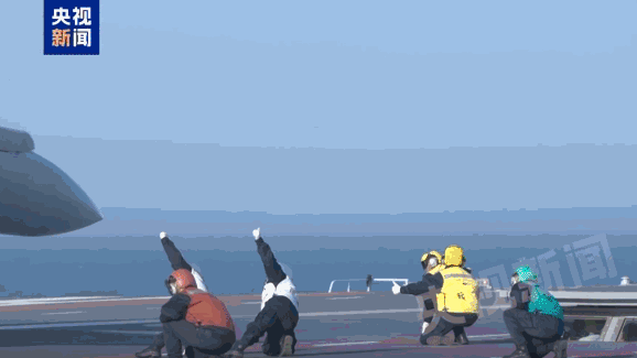 福建舰入列！久等2天终于官宣，解放军正式进入三航母时代
