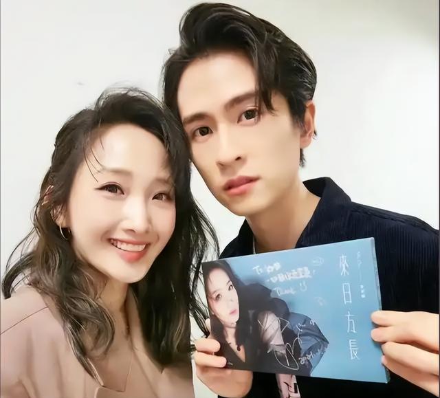 自己定墓园和寿衣，3200万遗产全给姐姐，原来她早就去世了