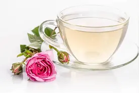 春夏交季代茶饮可以这样喝——玫瑰红枣枸杞茶图片