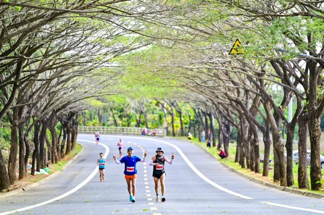 喜报!万宁日月湾滨海沿线入选全国首批高质量户外运动目的地建设名单