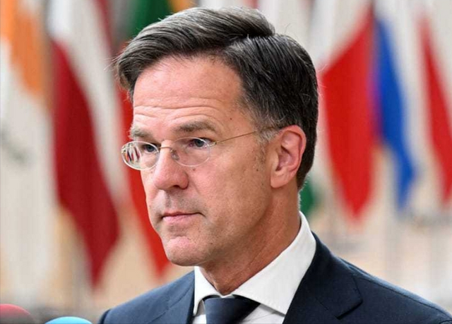 即使荷兰政府花200亿，光刻机大厂ASML依旧决定搬迁，原因何在？