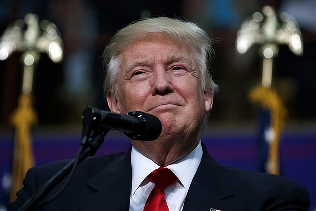 美国的伪善面具被撕碎！打着和平的幌子，背地里却把军火卖遍全球