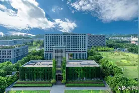 “两财一贸”曾吊打985，如今遇冷，这怨张雪峰带节奏了吗？图片