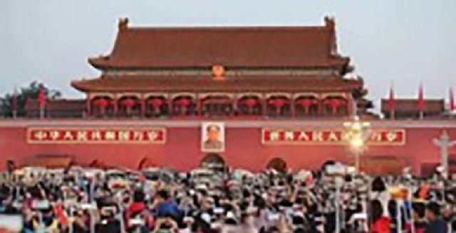 110天，天安门焕然一新，69年中央为何要将天安门城楼拆除重建？