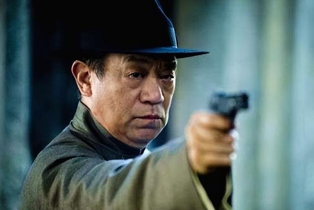 83岁高明的近况：自儿子高亮去世后，儿媳已成他和妻子的晚年依靠