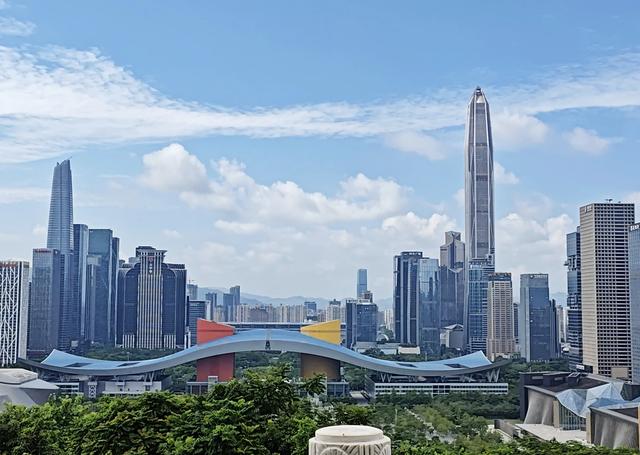 到深圳旅游必逛的公园,深圳莲花山公园究竟有多美?