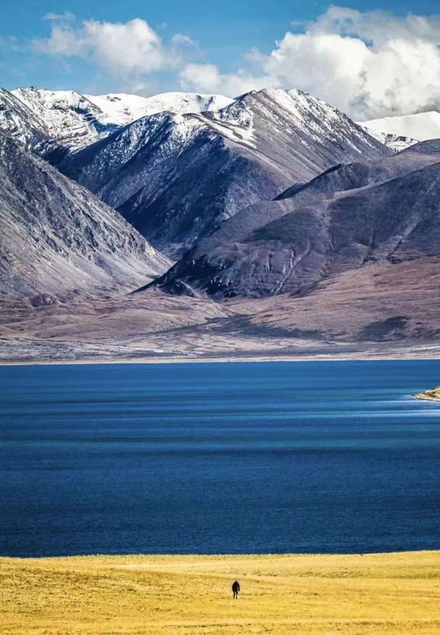西藏没有海，却收集了世间所有蓝