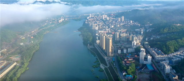 走，总要去一趟石泉~