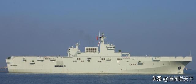 菲律宾海警飞机闯入我国黄岩岛领空，结果被072登陆舰队锁定驱逐