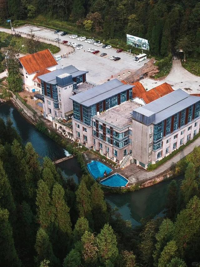 秋假免门票！抓住秋天的尾巴~来龙苍沟秋假赏秋领限定奖牌！