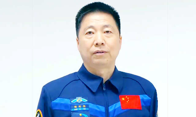 神舟二十一号3人乘组、发射精确时间确定，3名老航天员再次无缘