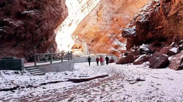 冬日库车暖心邀约，旅游优惠大来袭！