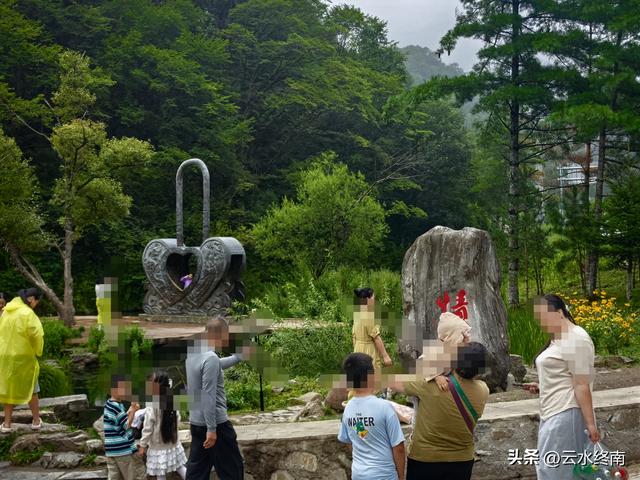 情人谷牛奶湖高山草甸：蜀道中“秦岭秘境”变成了一路的网红景点