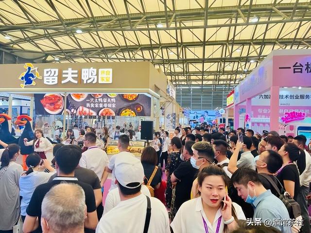 餐饮投资大洗牌！“大牌光环”失效，聪明人都开始算这笔回本账