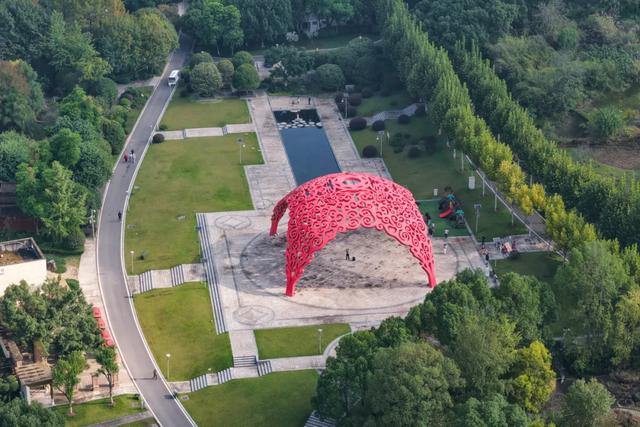 出发！感受两江绝美秋色 邂逅一园烂漫