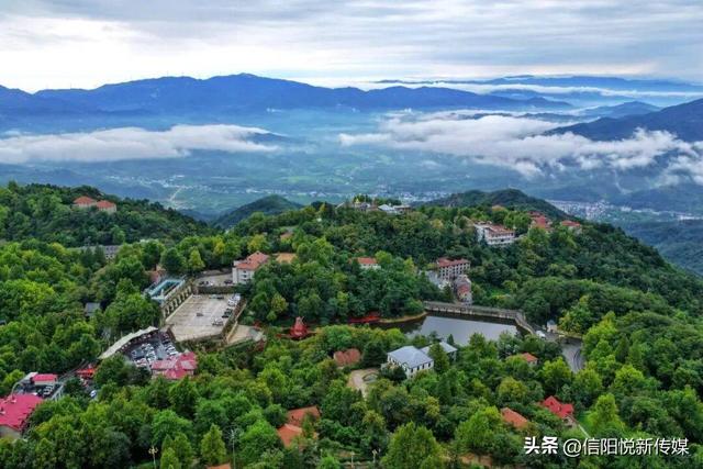 大别山精神永放光芒——信阳鸡公山行