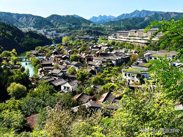 红叶、古镇、水乡，这是秋日的绝美邂逅
