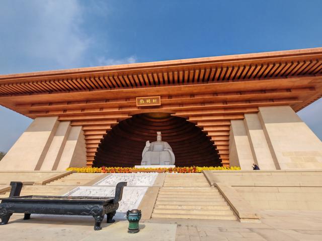 2025北京到海南行程第三天：从郑州CBD到黄帝故里，三千年的穿越