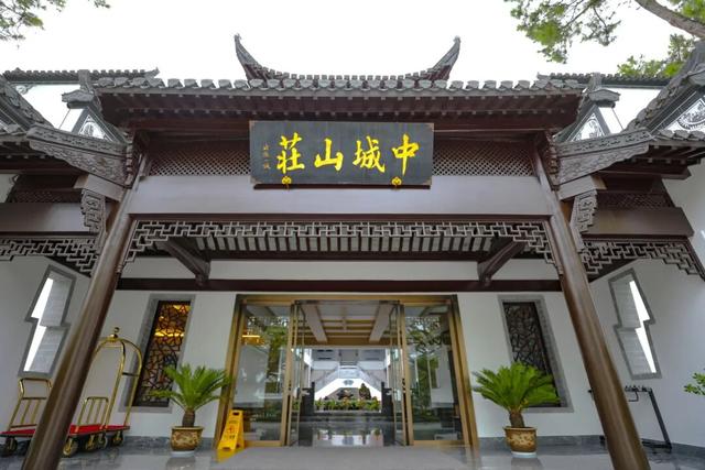 刷屏朋友圈的黟县秋！在这里，慢享“退休式周末”~ | 皖美冬日 | 第十五届安徽国际文化旅游节