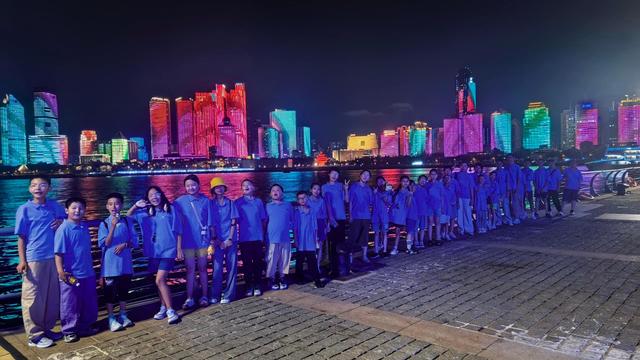 省科技馆“科普引擎蔚蓝寻踪”主题研学活动圆满落幕
