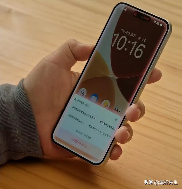 AI 手机助手狂揽热度，APP 为何不可替代？四大体验维度揭秘真相
