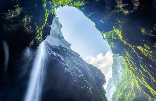 别再去热门景点了！这10个清静小城，人少景美消费低，值得一去