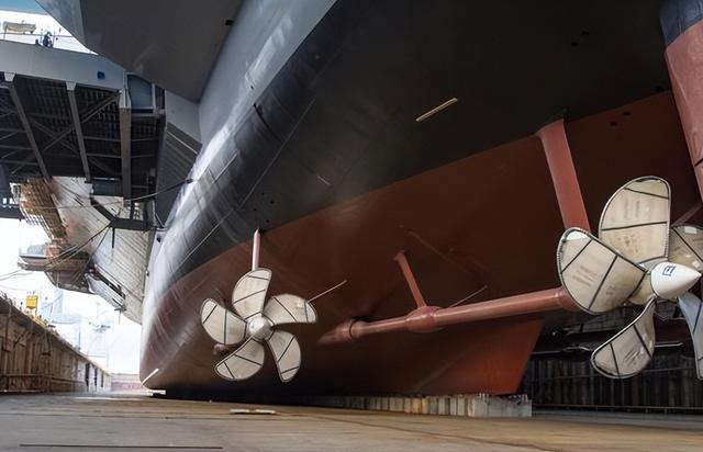 福建舰强就强在，它仅凭“一舰之力”，改写中美的西太力量格局