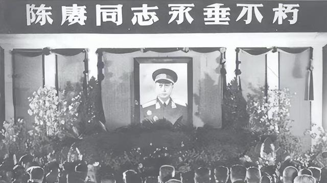 52年，陈赓大将对家人说：我受过电刑，活不过60的，后来果然这样