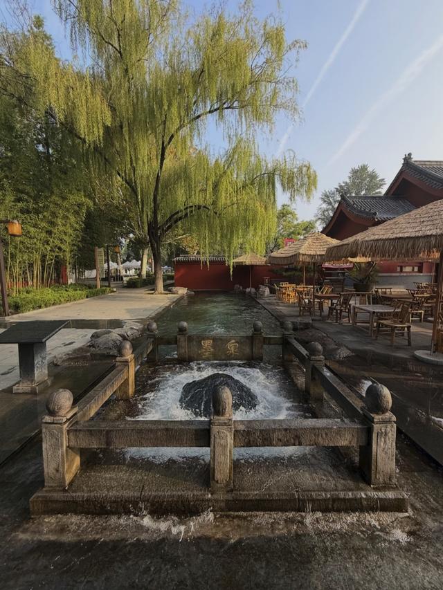 国内能撑得起1个月深度旅行的城市群，只有这6个！！