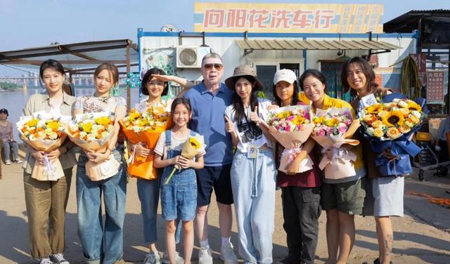 徐帆回应离婚5个月，冯小刚近况曝光	，他的“小心思”再藏不住了