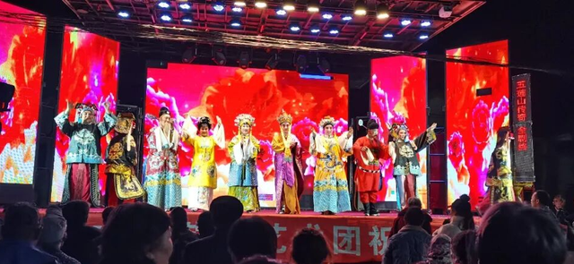 明天！就在白鹭湾！