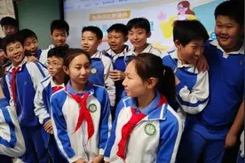 深圳双胞胎姐妹夺冠！她们才12岁！图片
