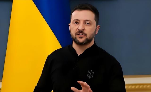 泽连斯基战果成疑惹众怒	，北约摊牌黑海袭船，乌自爆艇被炸翻天！