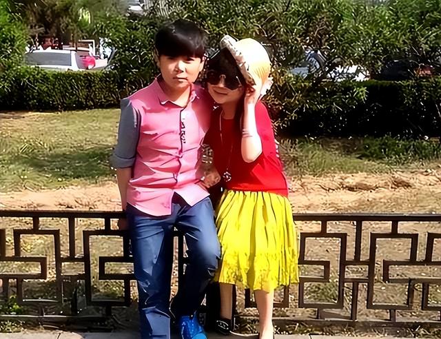 1米3袖珍美女：嫁1米48男孩，婚后丈夫奇迹长高，最终不欢而散