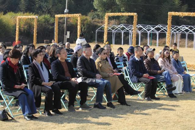 茶香漫野秋·诗语通世界