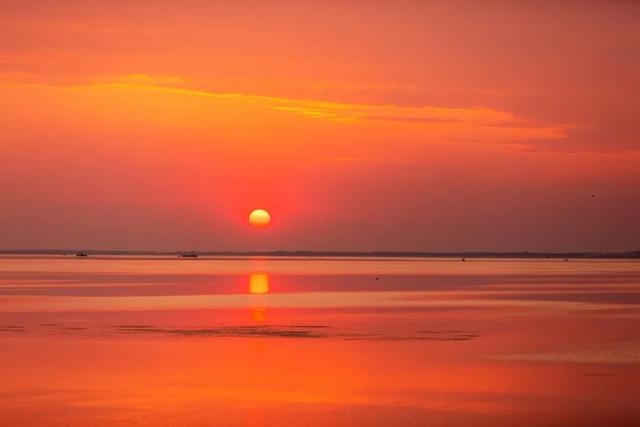 Emo救星！东平湖开启初冬镜面模式，带来满格治愈力~