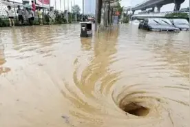 上海史上最大暴雨图片