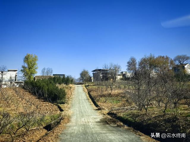 蓝田连导航都没有的路，我小半天竟然过了5个峪口！也是长本事了