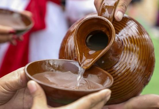 安徽一名酒再次崛起，曾经万家共饮，后又跌落神坛，如今卷土重来