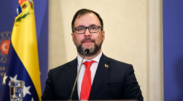 委内瑞拉深夜打来求救电话，王毅主任三句话	，没一句是美国想听的