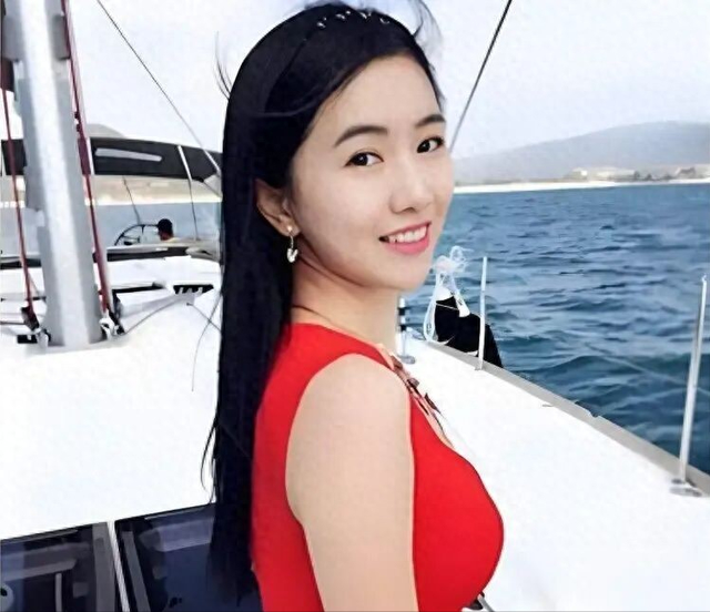 三观炸裂！翟欣欣出轨聊天记录流出，尺度大到咂舌，判12年都嫌少