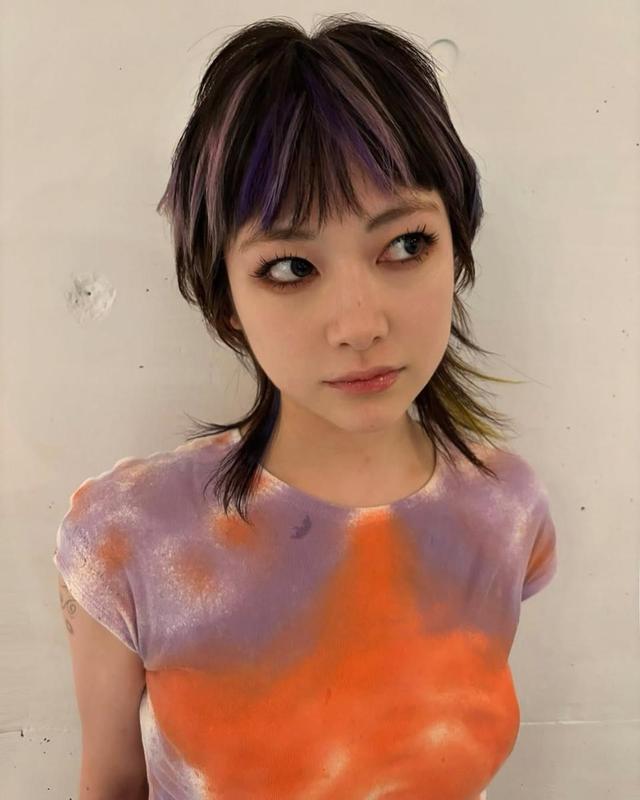 2025及肩发型推荐｜22款中短发修饰脸型灵感